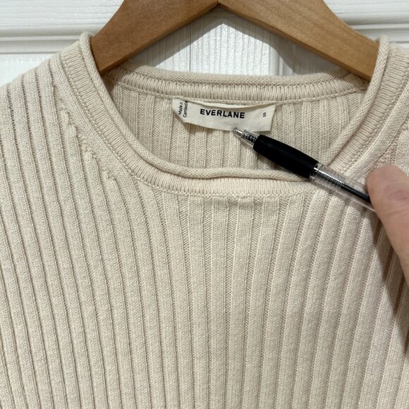 Everlane Cream Ribbed Crew Neck Sweater - Picture 4 of 8